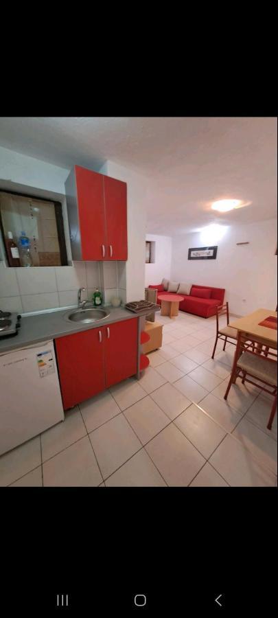 Sun & Moon Apartment โอครีด ภายนอก รูปภาพ